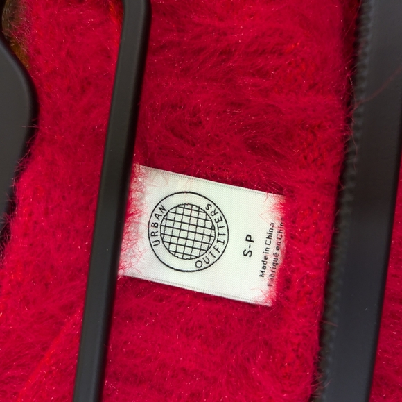 Urban Outfitters Red Cropped Cardigan Sweater Size Small - Picture 9 of 9